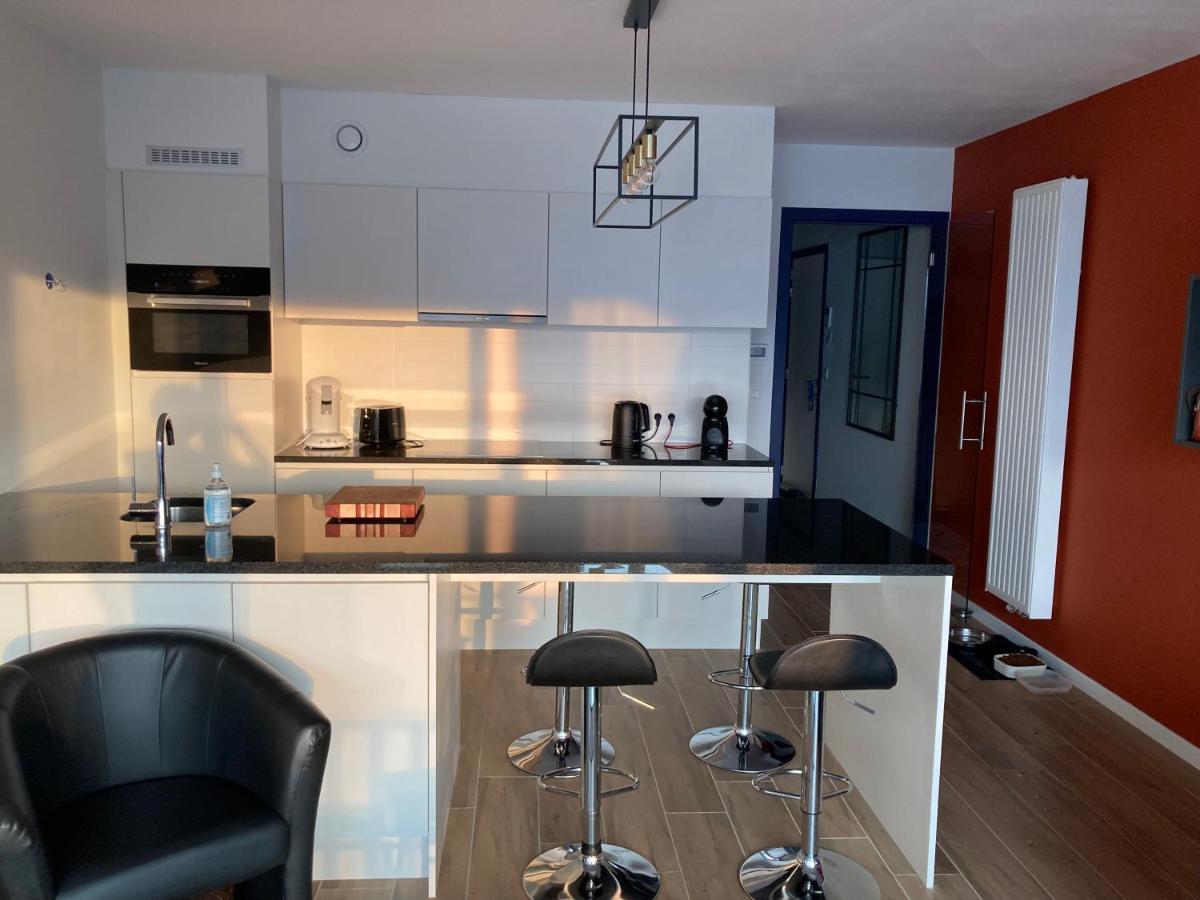 Oostende Luxury Seaview Studio - Large Terrace- Swimming Pool - Parking Exterior foto