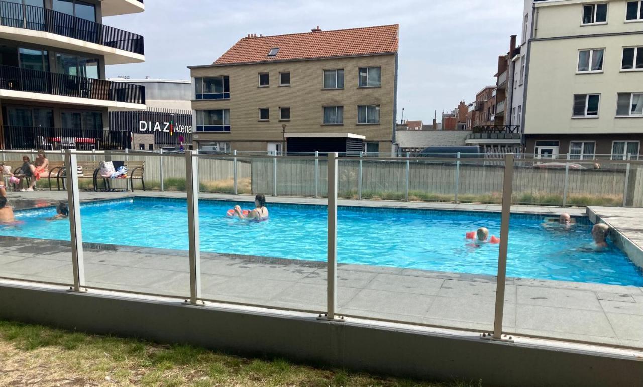 Oostende Luxury Seaview Studio - Large Terrace- Swimming Pool - Parking Exterior foto